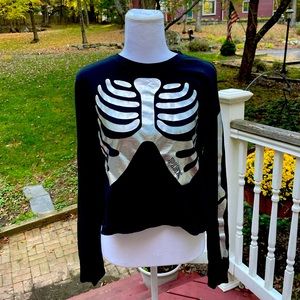 PINK Victoria’s Secret Skeleton Black Long Sleeve Crop Top Sz Med Halloween WOW!